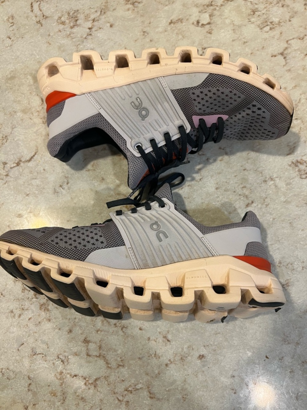 On Clouds Running Women’s Cloudswift Running Shoes - Gray